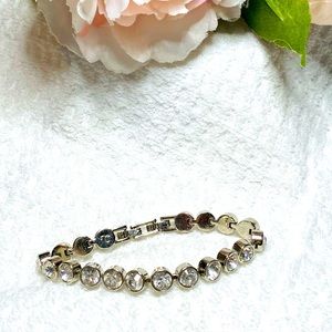 Touchstone crystal bracelet